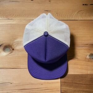 Vintage M-L New Era Dupont Visor Blank Trucker Snapback Hat Purple & White